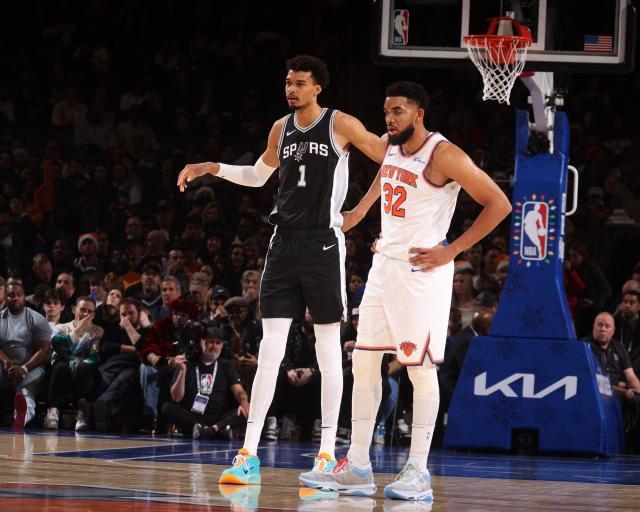 开云体育-圣诞大战首秀轰42分18篮板 文班亚马无愧外星生物